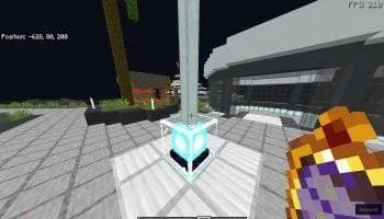 Зеркало Амарита в руке