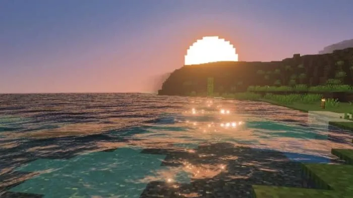 Закат над холмом и реалистичной водой