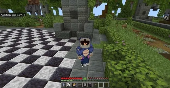 Персонаж в фантомной мантии в Minecraft