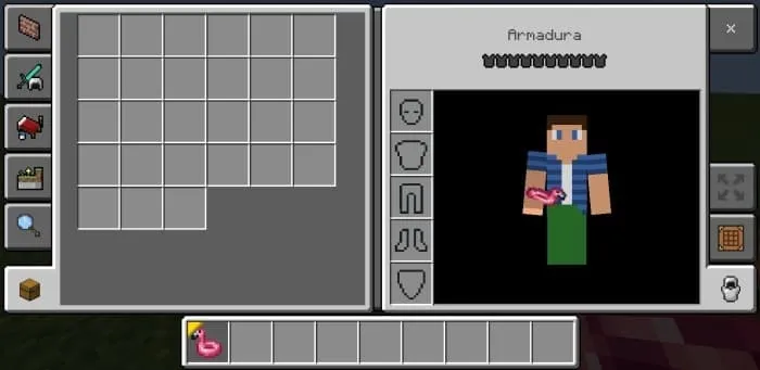 Гелиевый фламинго в руке