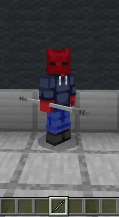 Красный посох Робина в руке