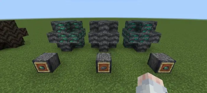 Нефритовая руда в санидиновом булыжнике