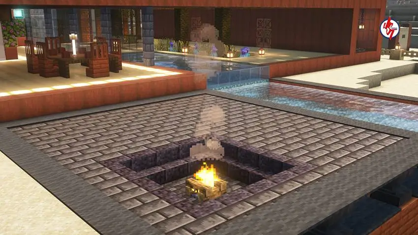 Дворик дома с костром и бассеином