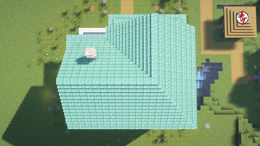 Призмариновая крыша дома