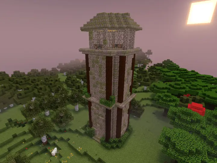 Высокая башня из булыжника и дерева