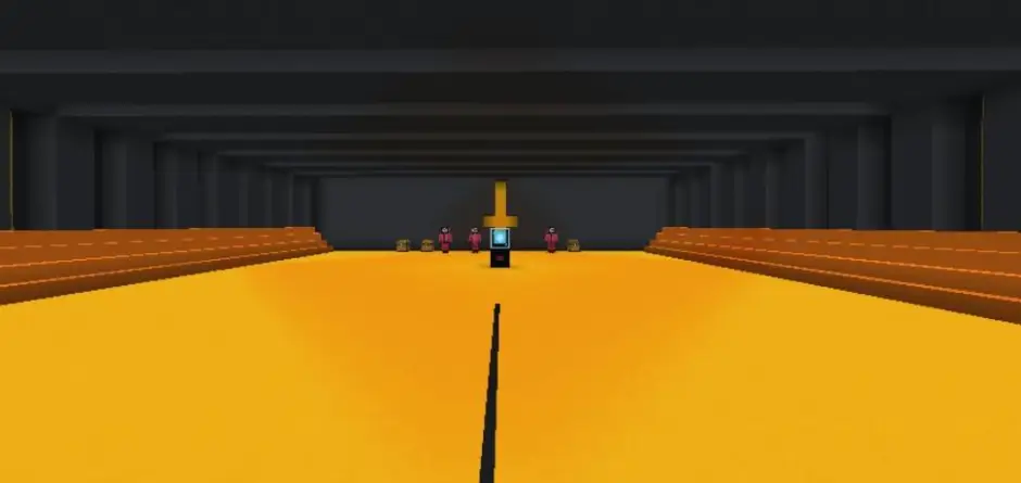 Начальное лобби игры с желтым полом