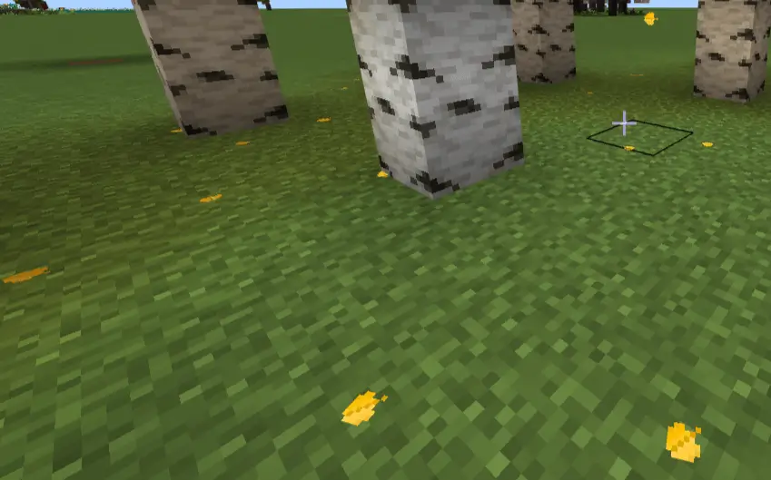 Падающие листья у берёзы