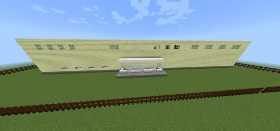 Школа снаружи