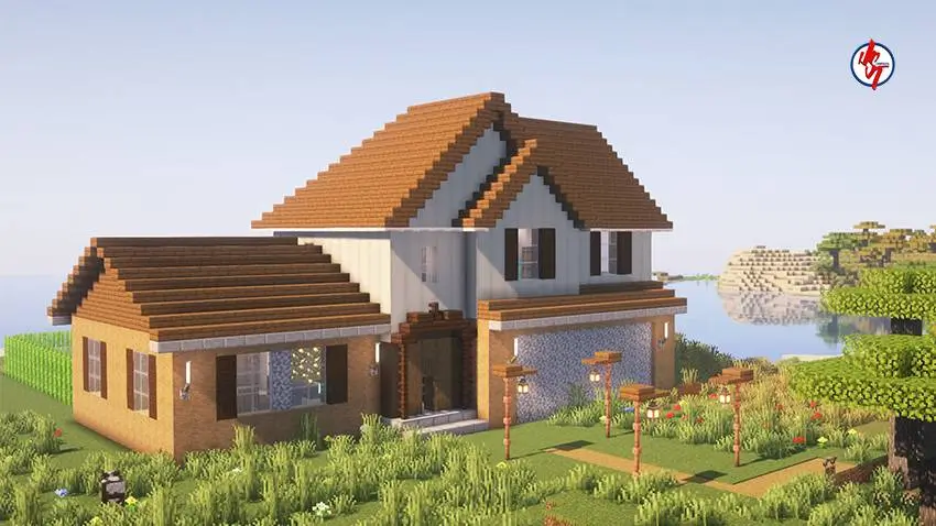 Обзор на светлый дом с еловой крышей возле воды