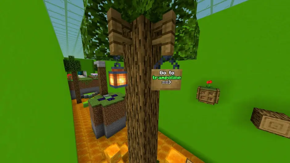 Комната с зелеными стенами и с несколькими деревьями