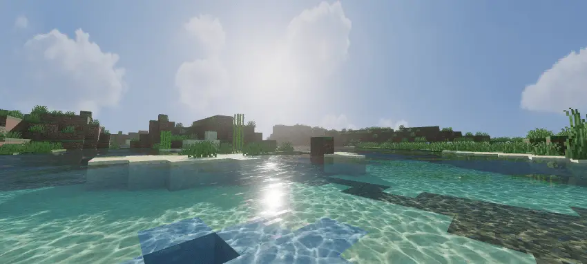 Новая текстура водной глади и яркие лучи солнца