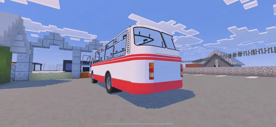 Вид автобуса ЛАЗ-695 сзади