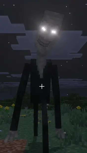 Жуткая нарисованная женщина в полный рост