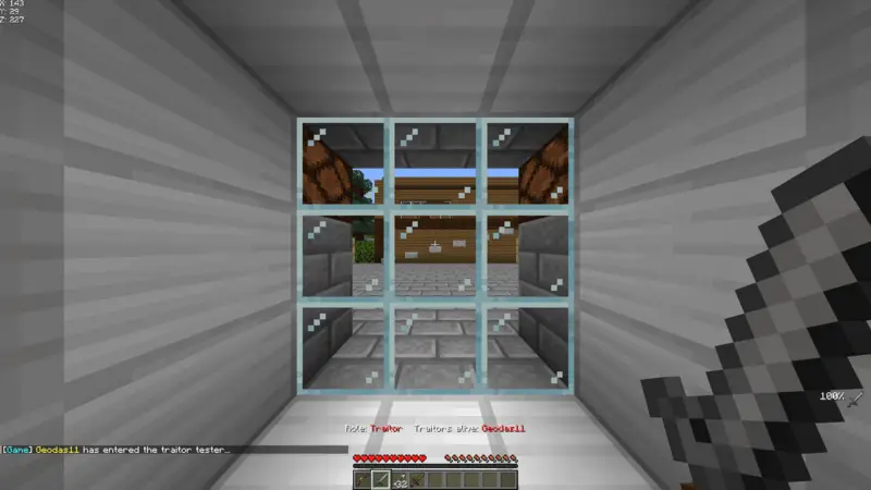 Небольшая железная комната с большим окном