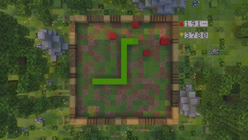 Змейка на арене