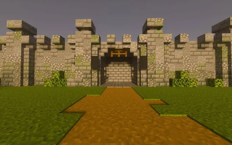 Каменная стена с воротами