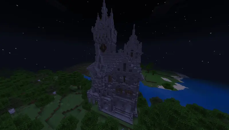 Огромный замок на равнине