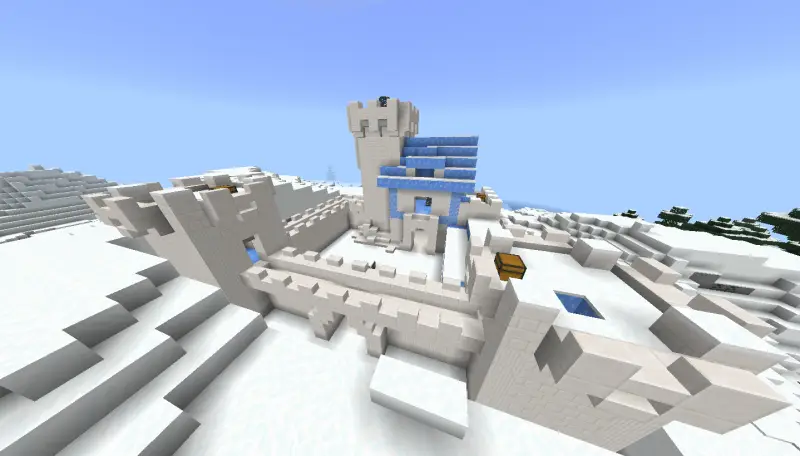 Дом за стеной в снежном биоме