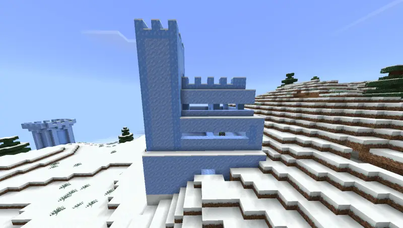 Ледяная башня в снежном биоме с другого ракурса