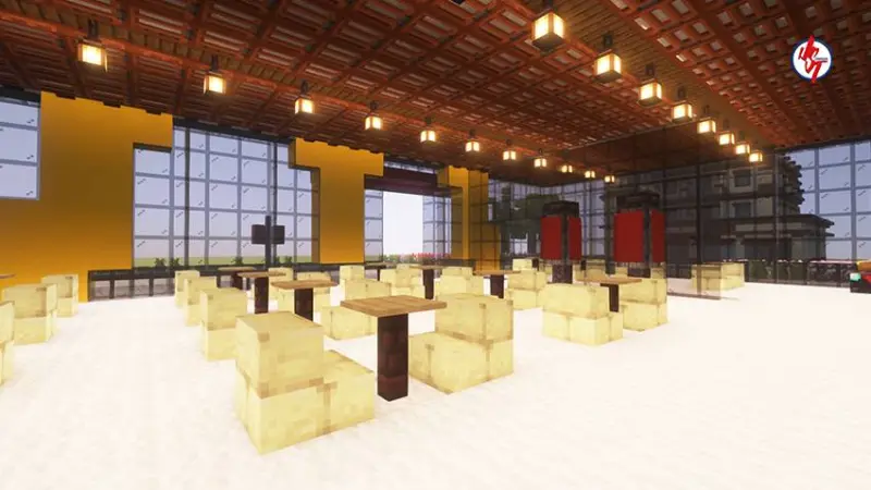 Первый этаж светлого ресторана