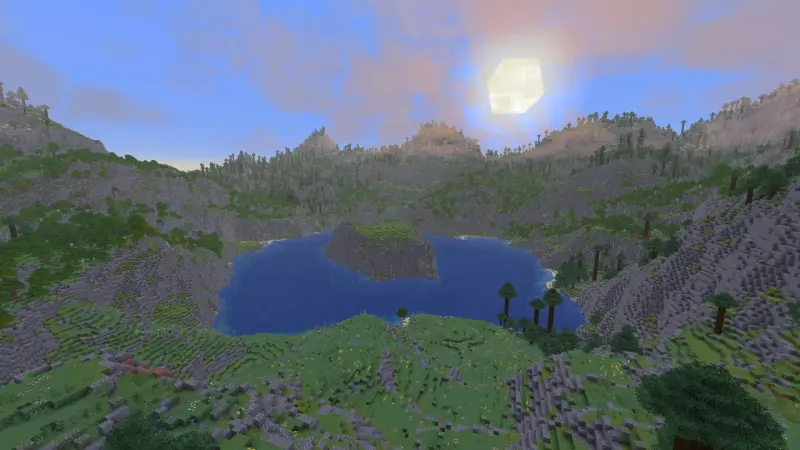 Живописные горы с синим озеров в центре